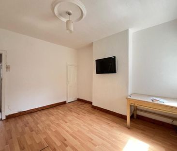 4 bedroom terraced house to rent - Photo 1