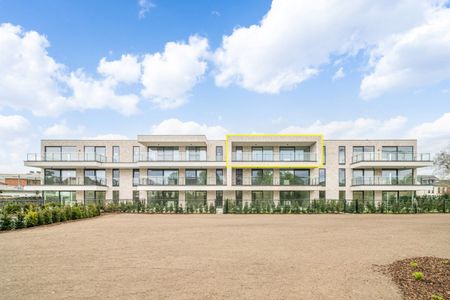 Mooi nieuwbouw appartement op de tweede verdieping met terras in Zonhoven-centrum - Photo 3