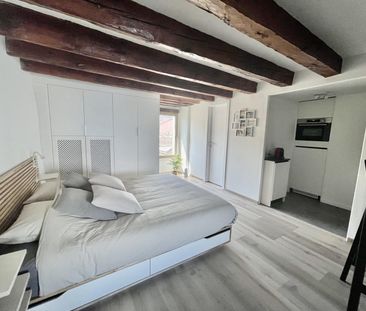 Studio meublé à louer ? Nyon, Rue de Rive 53 vue lac au 4e étage di... - Photo 3