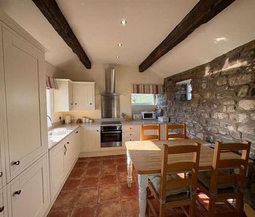 Troutsdale, Scarborough, YO13 - Photo 4