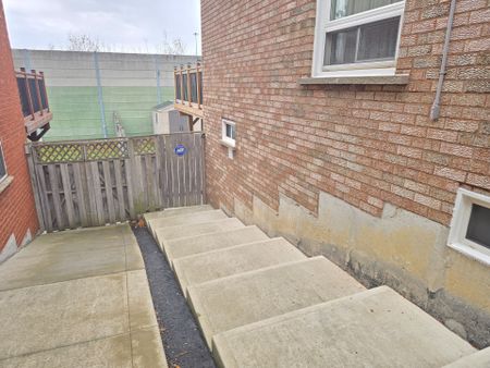 For Lease - 139 Cinrickbar Drive Unit# Lower, Toronto, Ontario - Photo 4