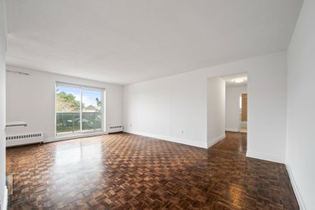 For Lease - 2300 Marine Drive Unit# 304, Oakville, Ontario - Photo 3