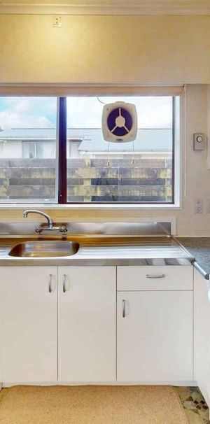 Westbrook - 3 bedrooms - Photo 1