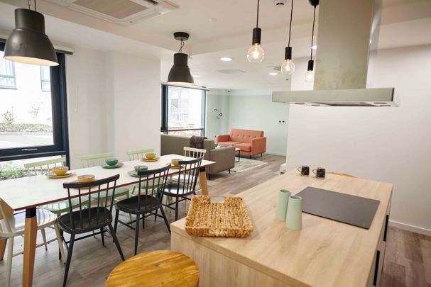 Silver Studio - Photo 1