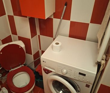 Garsonieră decomandată, mobilată, 40m², etaj 1 - Photo 6