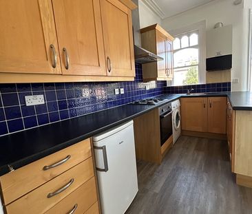 2 Bed Flat, Osborne Road, N13 - Photo 6
