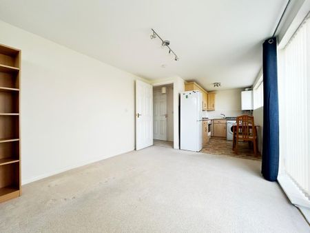 1 bedroom apartment to rent - Photo 3
