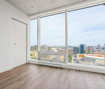 Rooted in luxury - Photo 1