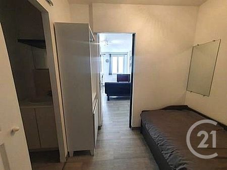 Location Appartement 1 pièce 23m² BRIE COMTE ROBERT 77170 - Photo 2