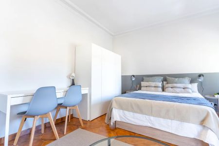 Plaça dAlfons el Savi, Barcelona, Catalonia 08025 - Photo 2