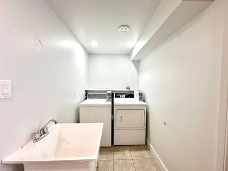 For Lease - 240 Marier Avenue Unit# Unit 3, Vanier and Kingsview Park, Ontario - Photo 4