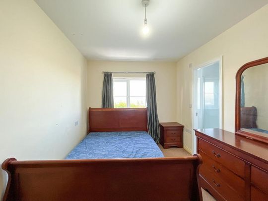 4 bedroom semi-detached house to rent - Photo 1