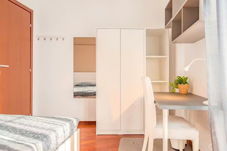 Via Santa Rita da Cascia, Milan, Lombardy 20143 - Photo 2