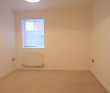 2 bedroom property to rent - Photo 4