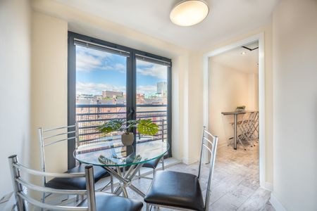 5 Bed Flat, Regent Terrace, S3 - Photo 2