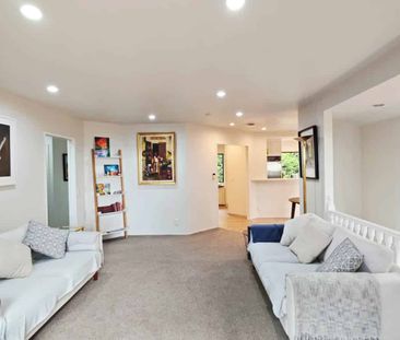 Peaceful Living with Urban Convenience – Glenfield - Photo 2