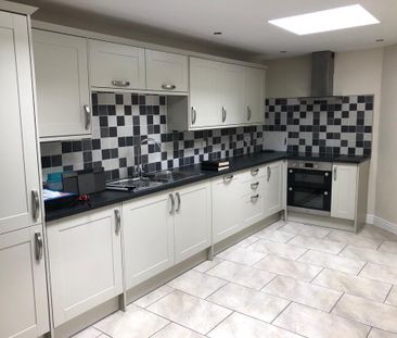 3 bedroom property to rent - Photo 3