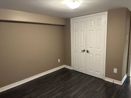 For Lease - 5215 Micmac Crescent Unit# Lower, Mississauga, Ontario - Photo 5