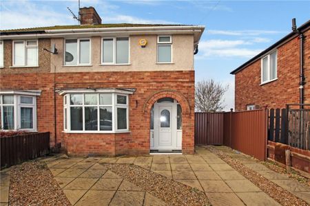 3 Bedroom House to Rent in Hall Avenue, Rushden, Northants, NN10 - Photo 5