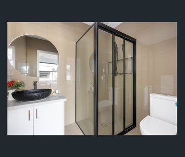 MAGNIFICENT HOME IN SUPERB LOCATION! - Photo 5