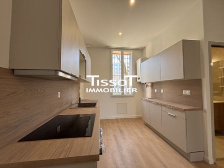 Location Appartement 3 pièces 55m² NIMES 30900 - Photo 4