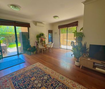 Bondi Beach - Photo 3