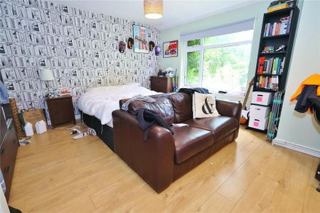 1 bedroom house of multiple occupation to rent - Photo 2