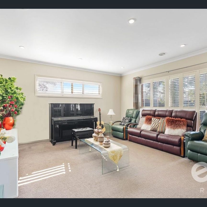 Amazing family home in the Lollypop Estate! - Photo 1