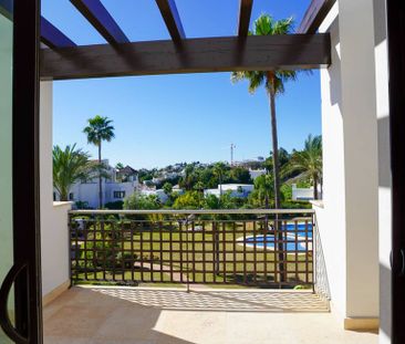 Luxury penthouse for rent in Benahavís, Andalusia - Photo 6