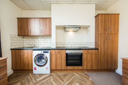 Flat 4, 66 Chapel Lane, Headingley, Leeds - Photo 4