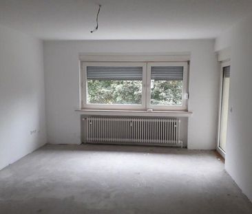 3-Zimmer-Wohnung mit neuem Bad und neuer Elektrik, frisch renoviert - Photo 4