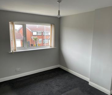2 bedroom semi-detached house to rent - Photo 2