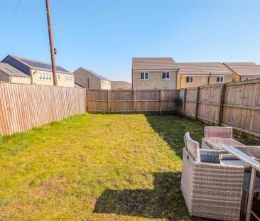 3 bedroom semi-detached house to rent - Photo 1