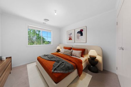 Stylish & Spacious Family Home Opposite Stony Hill Creek - Photo 4