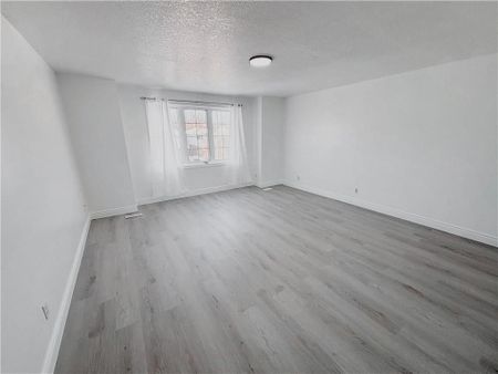 For Lease - 303 Bankside Drive, Kitchener, Ontario - Photo 4