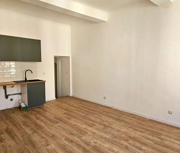Location Appartement 2 pièces 48m² FLASSANS SUR ISSOLE 83340 - Photo 3