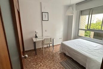 Calle José Iturbi, Málaga, Andalusia 29010