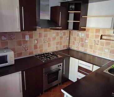PF dau spre inchiriere Apartament 3 camere - Photo 2