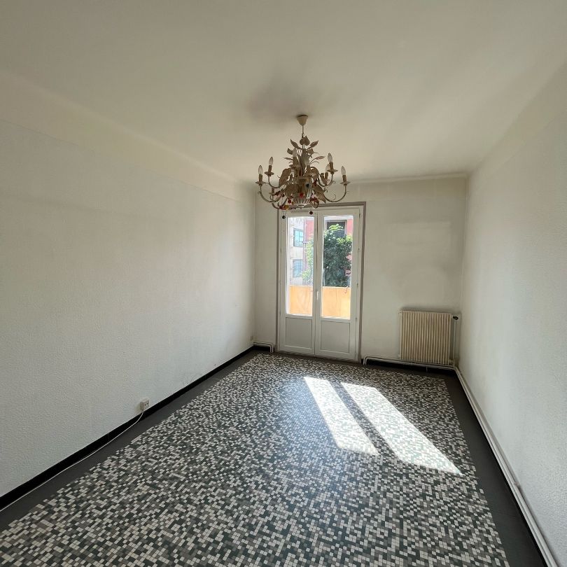 Location Appartement 3 pièces 65m² - Photo 1