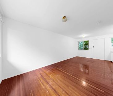 GREAT LOCATION - WALK TO OXFORD STREEET - Photo 2