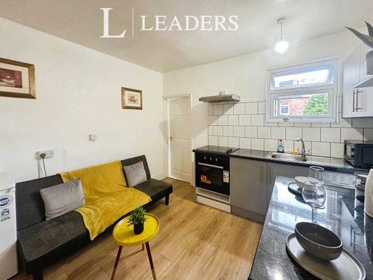 apartment to rent Latimer Street, Leicester, LE3 - Photo 1