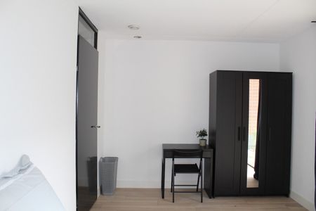 Klaas van Reeuwijkstraat, 2132 ZP, Hoofddorp - Foto 2