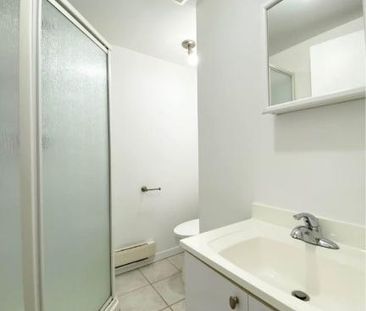 Logement 1 1/2 chauffé éclairé - Photo 3