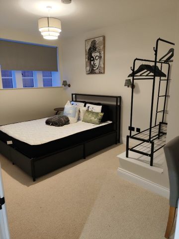 2 Bed Flat, Colmore Place, B3 - Photo 4