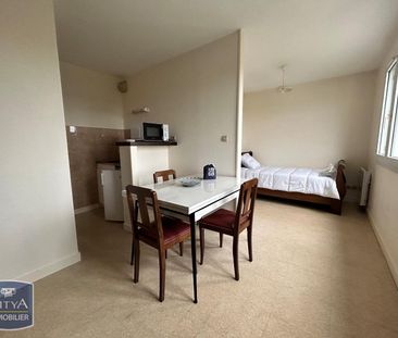 Location Appartement 1 pièce 23m² NIORT 79000 - Photo 4