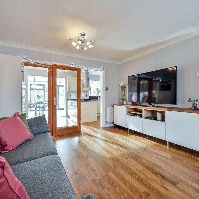 4 bedroom house to rent - Photo 1