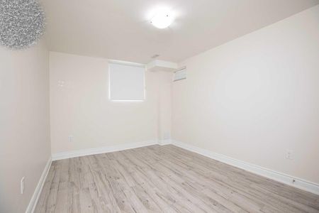 For Lease - 42 Rising HIll Ridge Unit# BASEMENT UNIT, Brampton, Ontario - Photo 4