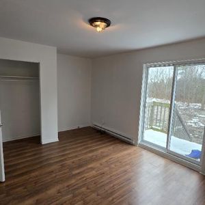 STE-CLOTILDE-DE-CHATEAUGUAY, 4 1/2 à louer - Photo 2