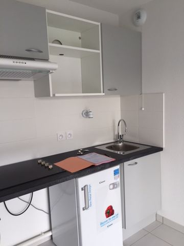 Location Appartement 2 pièces 43m² - Photo 2
