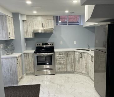 For Lease - 17 Hollowgrove Boulevard Unit# Basement, Brampton, Ontario - Photo 4